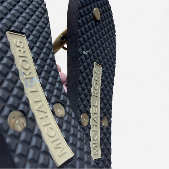 Michael Kors flip flops - Picture 6 of 6